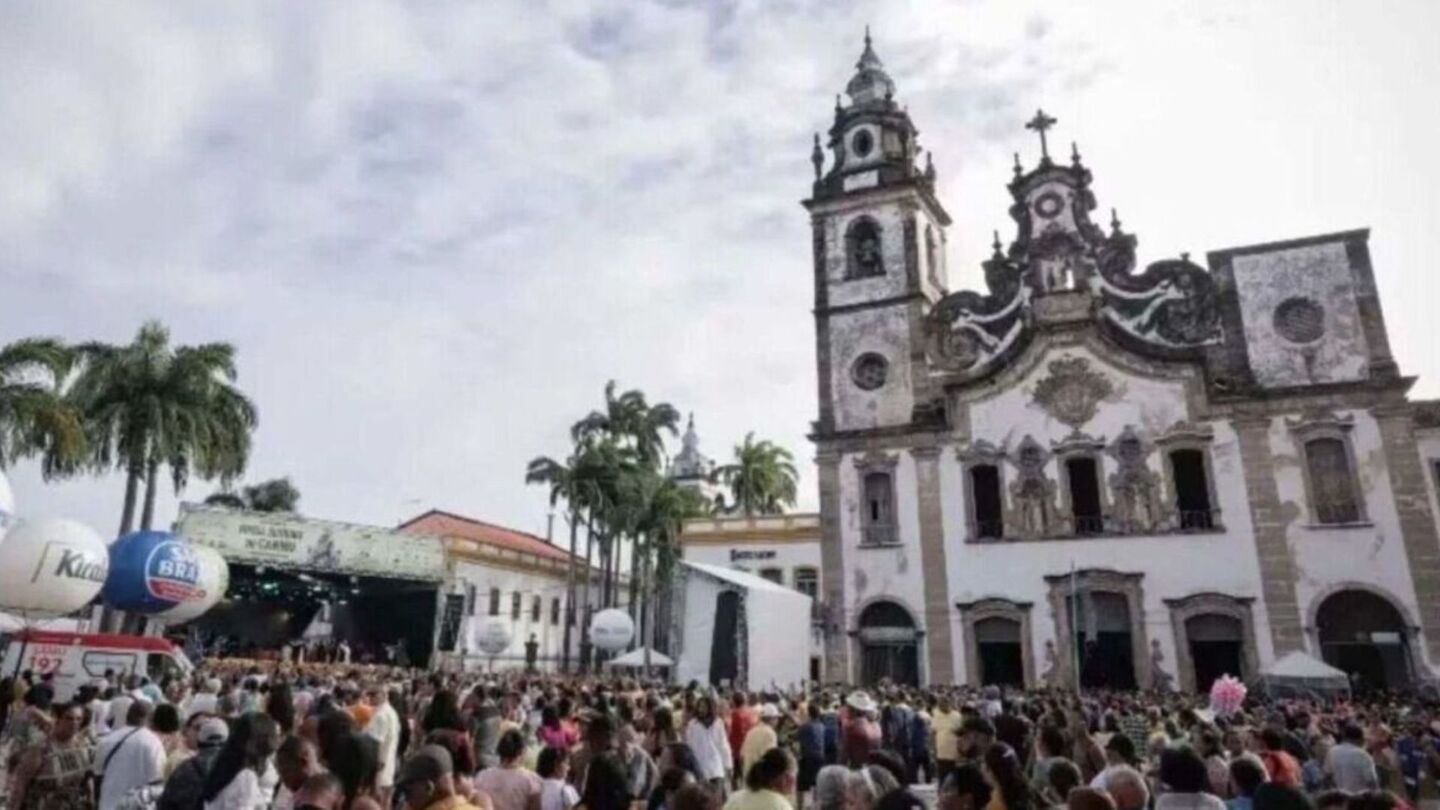 Prefeitura do Recife decreta ponto facultativo na sexta (17), após o feriado de Nossa Sra. do Carmo
