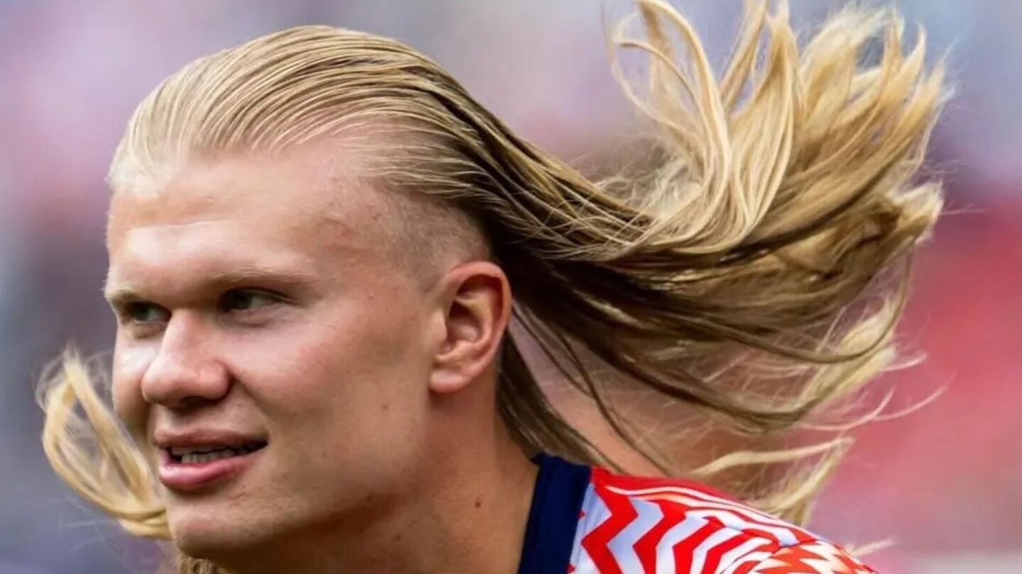 Haaland acredita que cabelo longo vem dando sorte no futebol.
