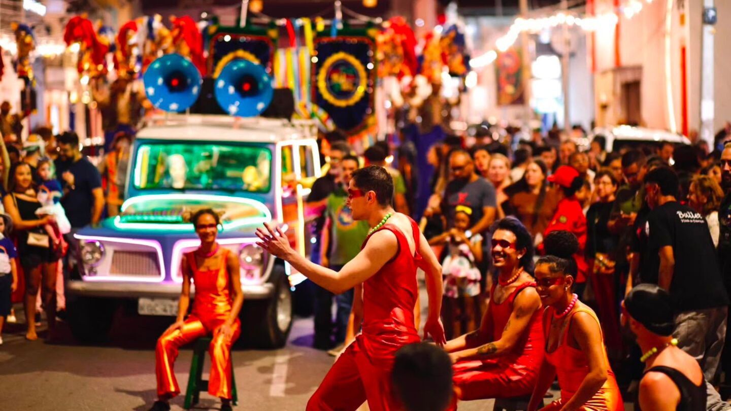 Desfile da Trupe Pernambuco Meu País.