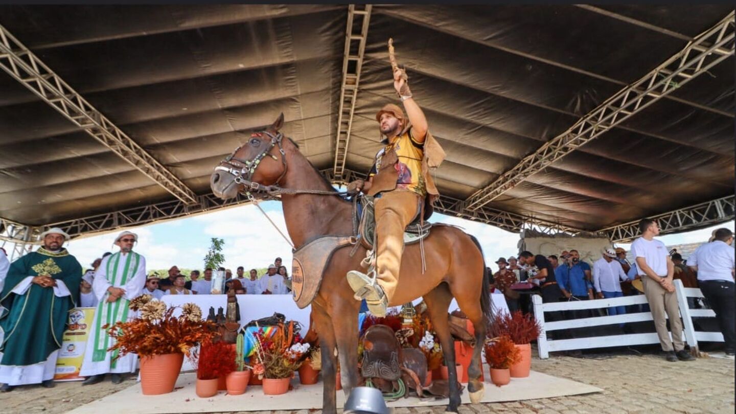 Serrita (PE) celebra 56ª Missa do Vaqueiro com fé e tradição nordestina no domingo (26)