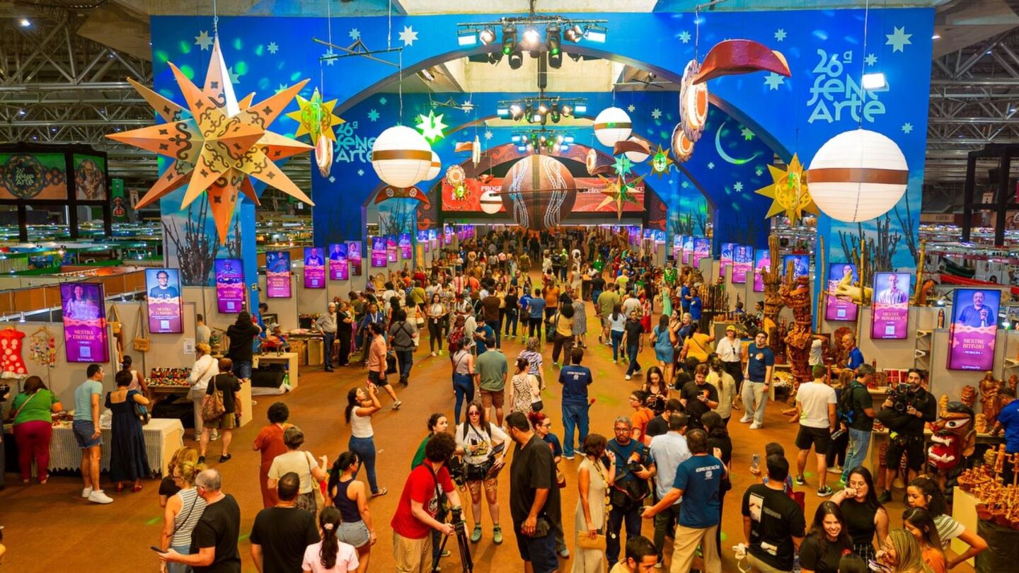 Fenearte oferece transporte gratuito em cinco shoppings do Grande Recife.