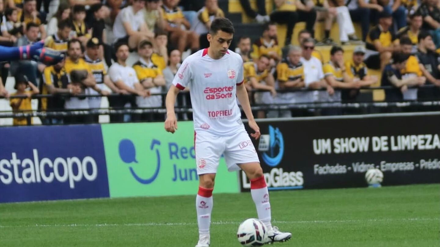 Náutico confirma lesão em Matheus Ribeiro.