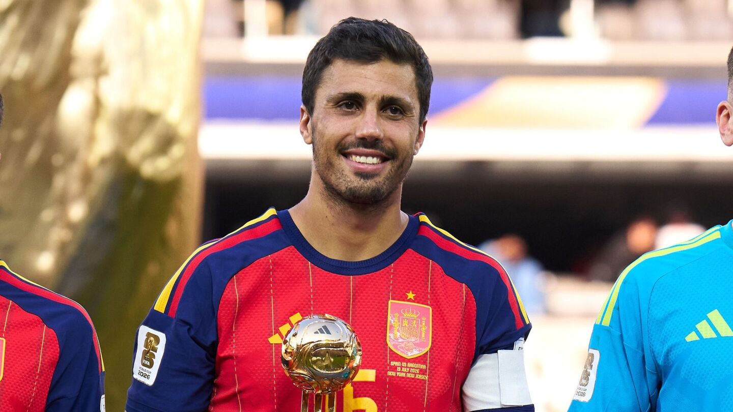 Rodri é eleito o melhor jogador da Copa do Mundo.