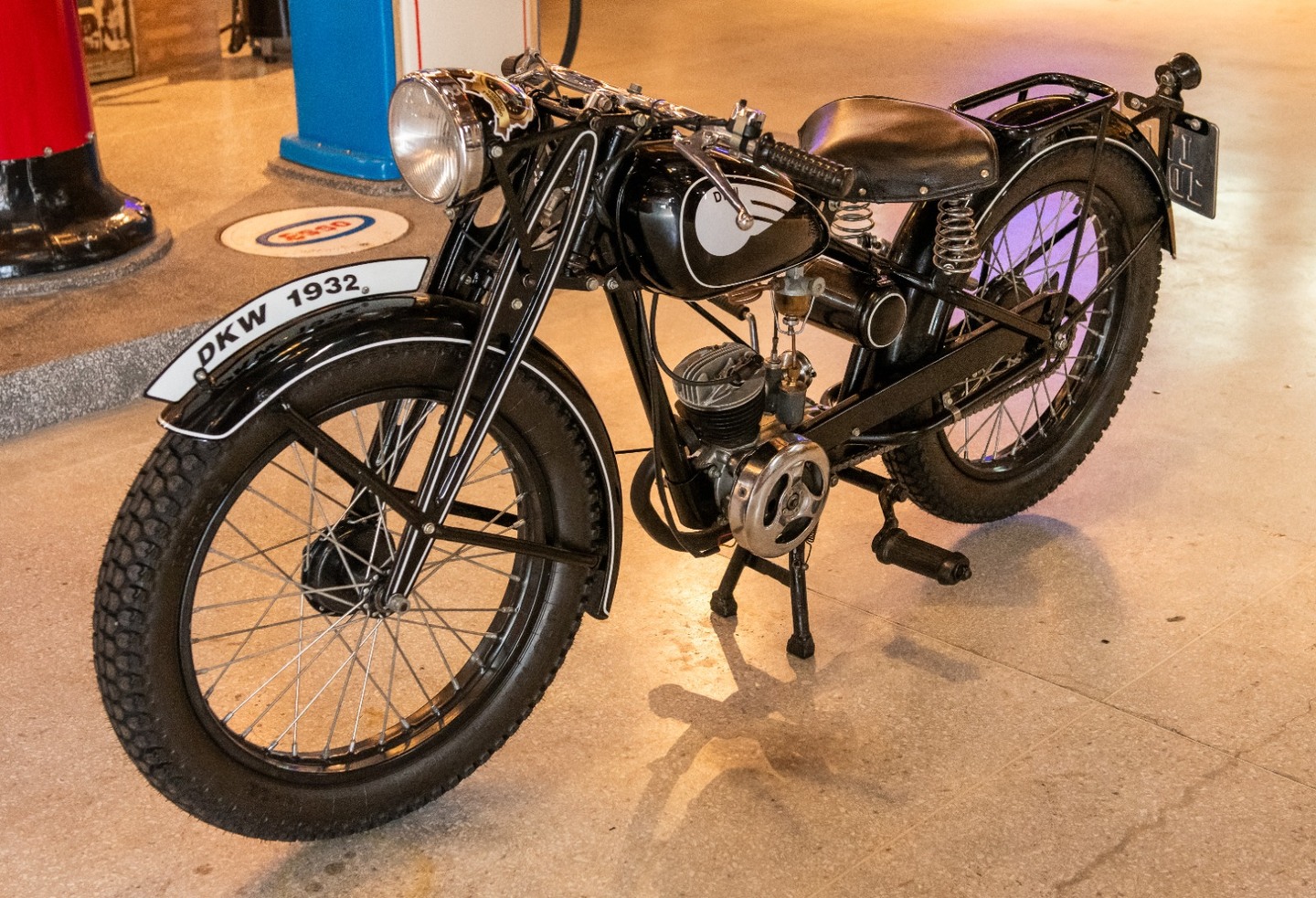 Exposição gratuita reúne carros e motos históricos no Recife