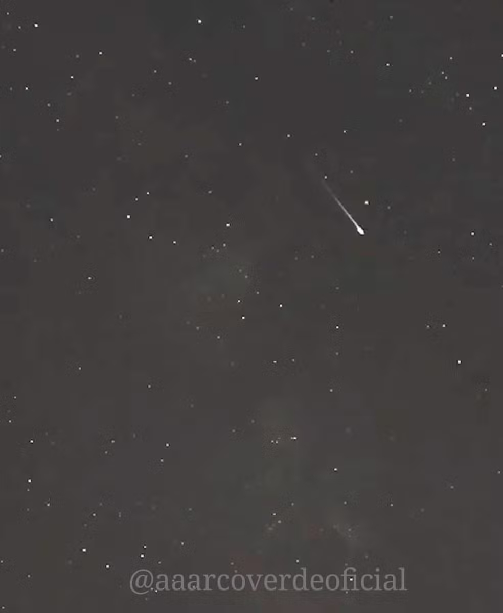 Meteoros vistos a partir de Arcoverde, no Sertão de Pernambuco.