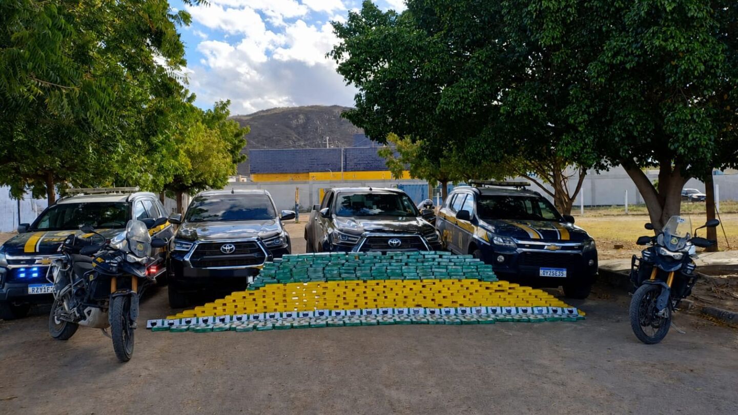 PRF apreende quase meia tonelada de cocaína e pasta base em Salgueiro (PE)