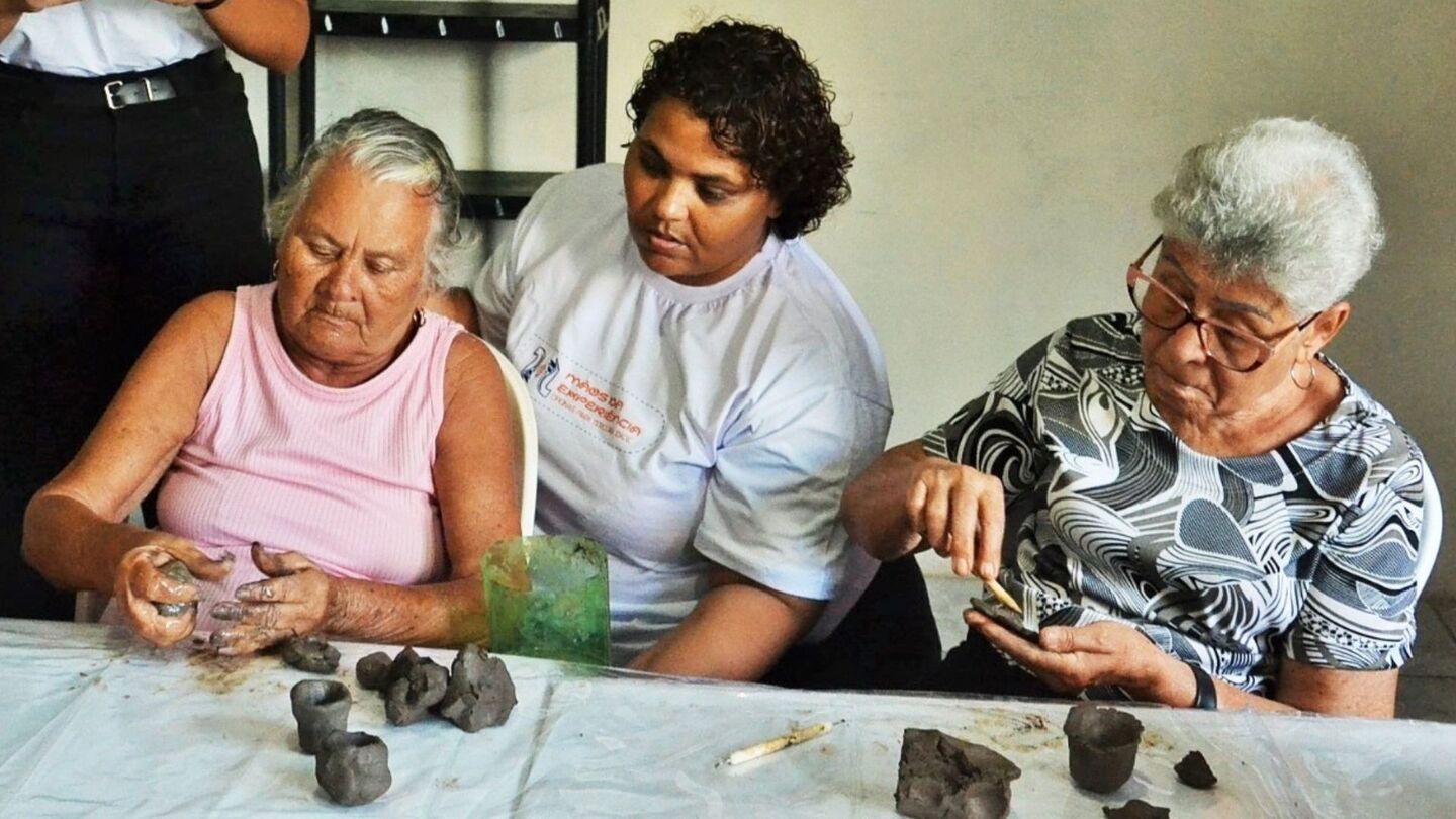 Paulista (PE) inicia aulas de modelagem em argila no projeto